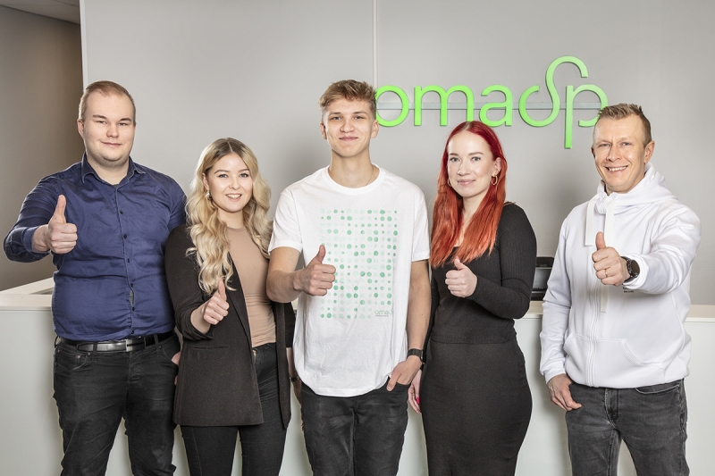 Keilailija Luukas Väänänen käymässä Joensuun konttorilla.